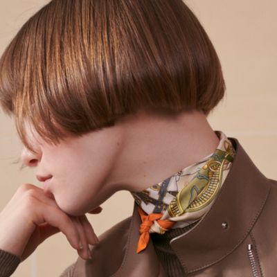カレ 90 《エスプリの旅立ち》 | Hermès - エルメス-公式サイト